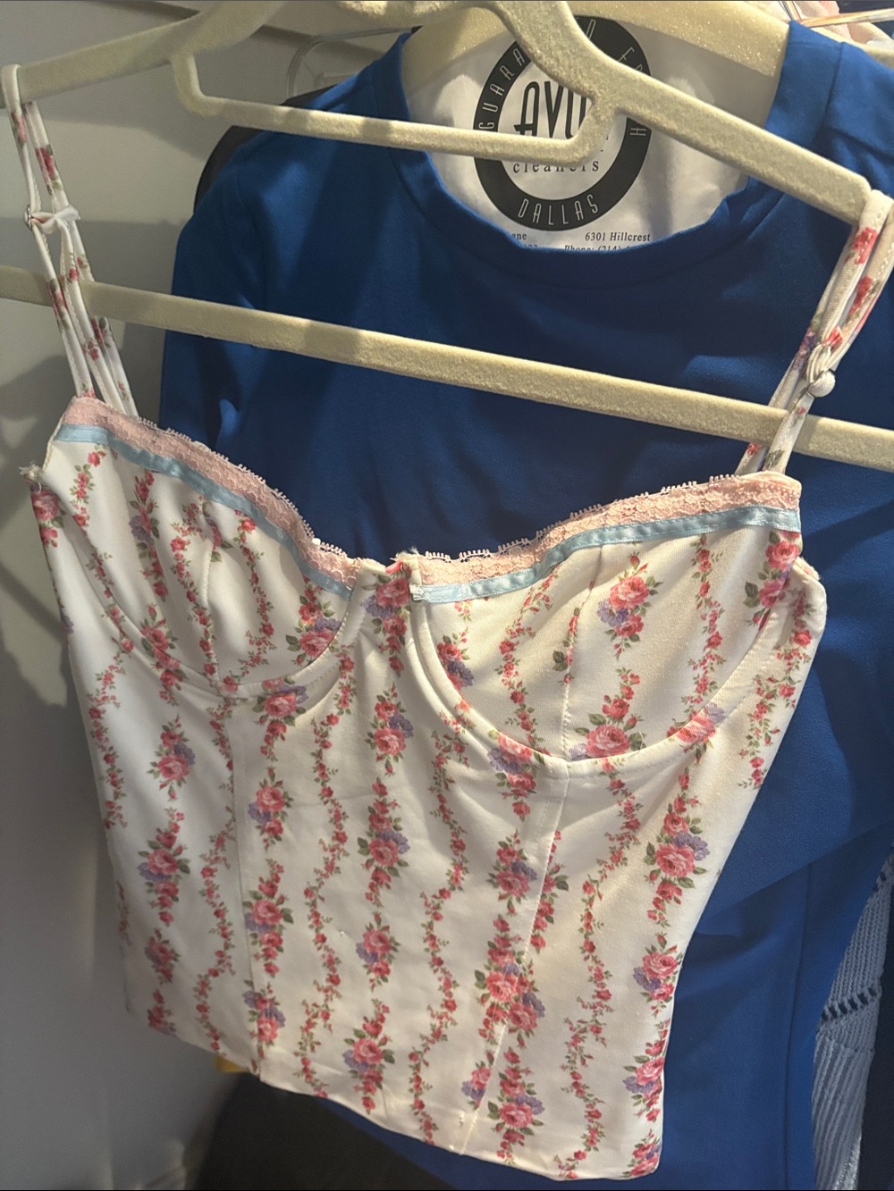 Floral Lace-Up Corset Crop Top - White with Pink Roses